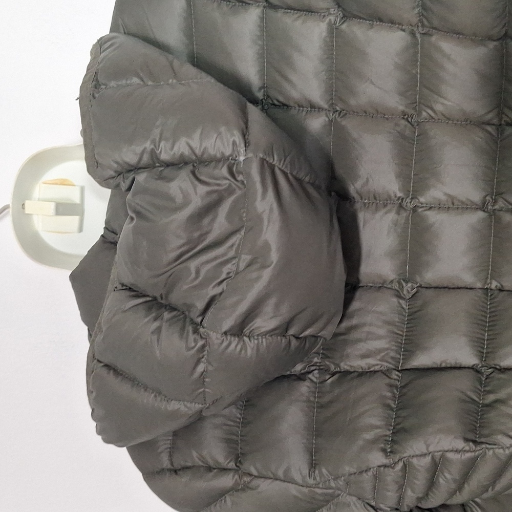 Calvin Klein Puffer Coat Packable Olive - Picture 8 of 11